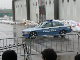 p1000488